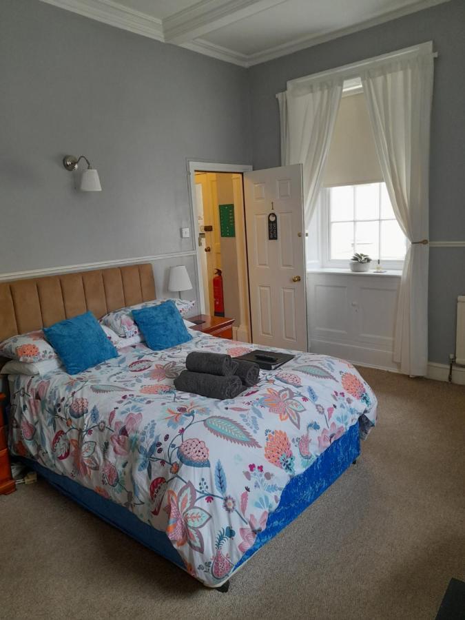 Valentine Guest House Веймут Екстер'єр фото